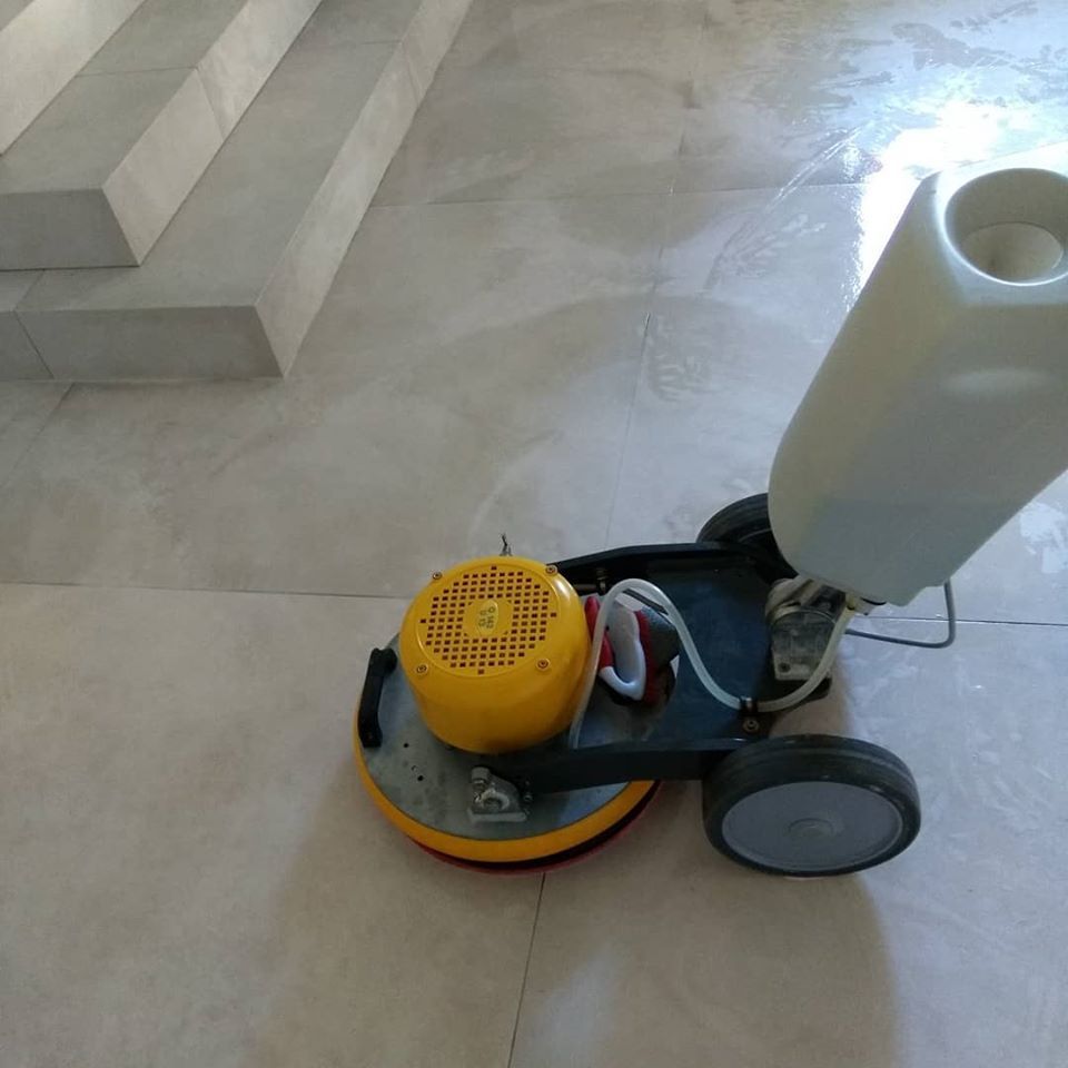 pulizia pavimenti