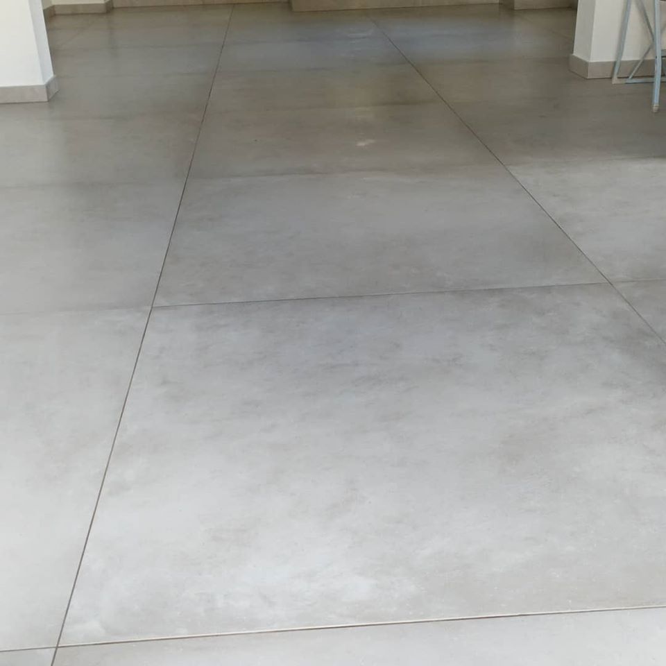 pulizia pavimentazioni in ceramica