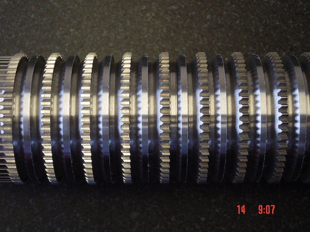 Broach teeth