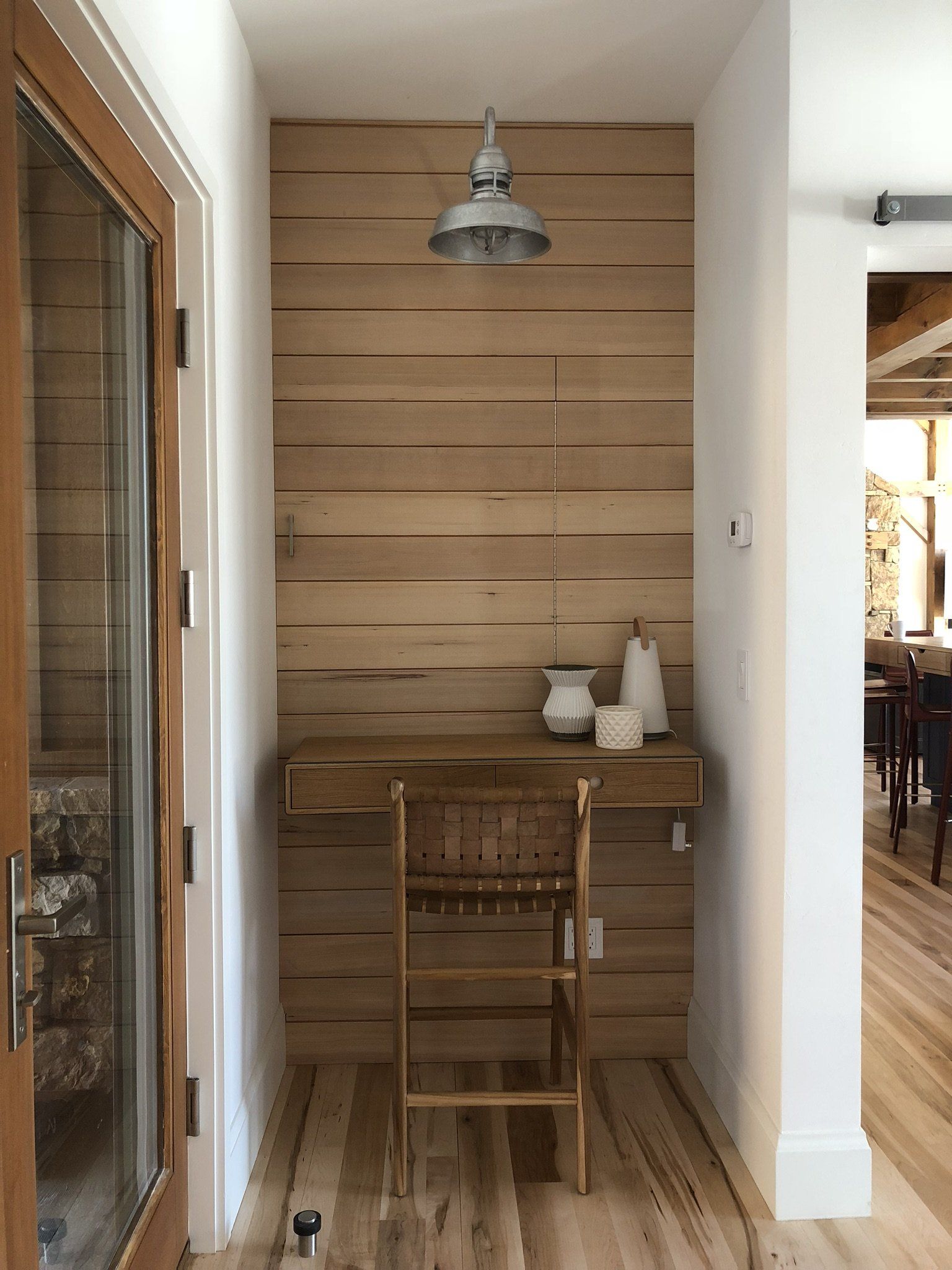 cabin exterior materials