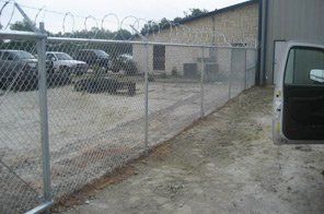 image-1054132-chain-link-fence.jpg image-1054132-chain-link-fence.jpg