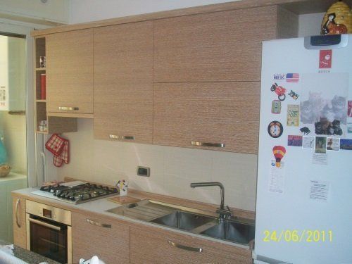 Cucina integrata di legno