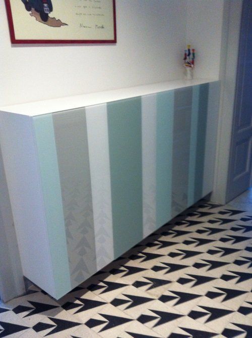 Razze di colori per un mobile per decorare