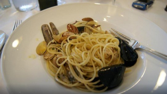 Piatto a base di pesce
