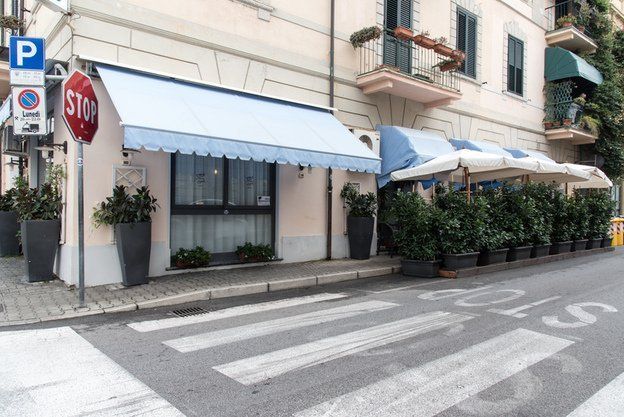 Esterno di un ristorante