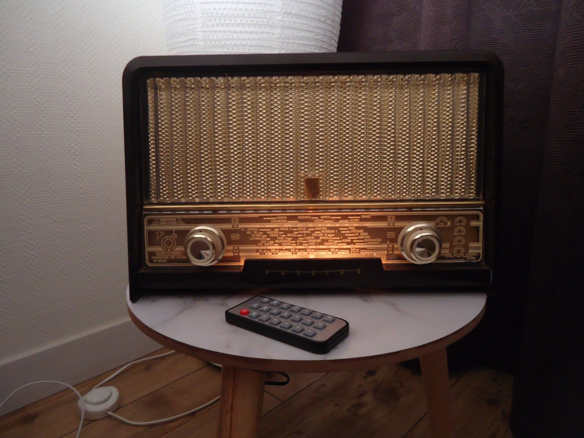Bedien da radio met een afstandsbediening