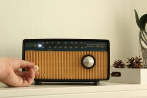 de radio staat mooi op je dressoir