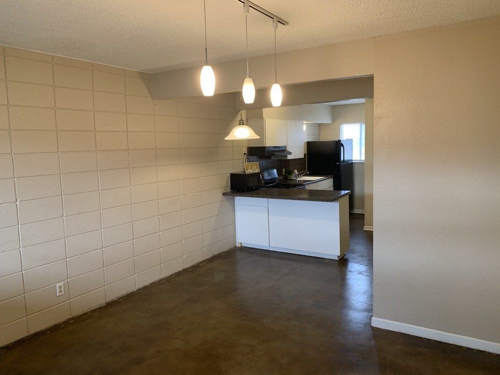 500 Elmwood