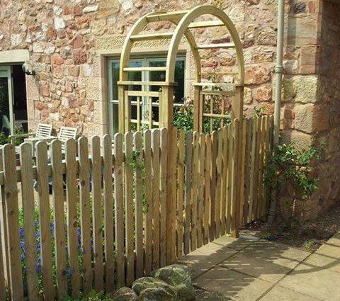 fence replacement
