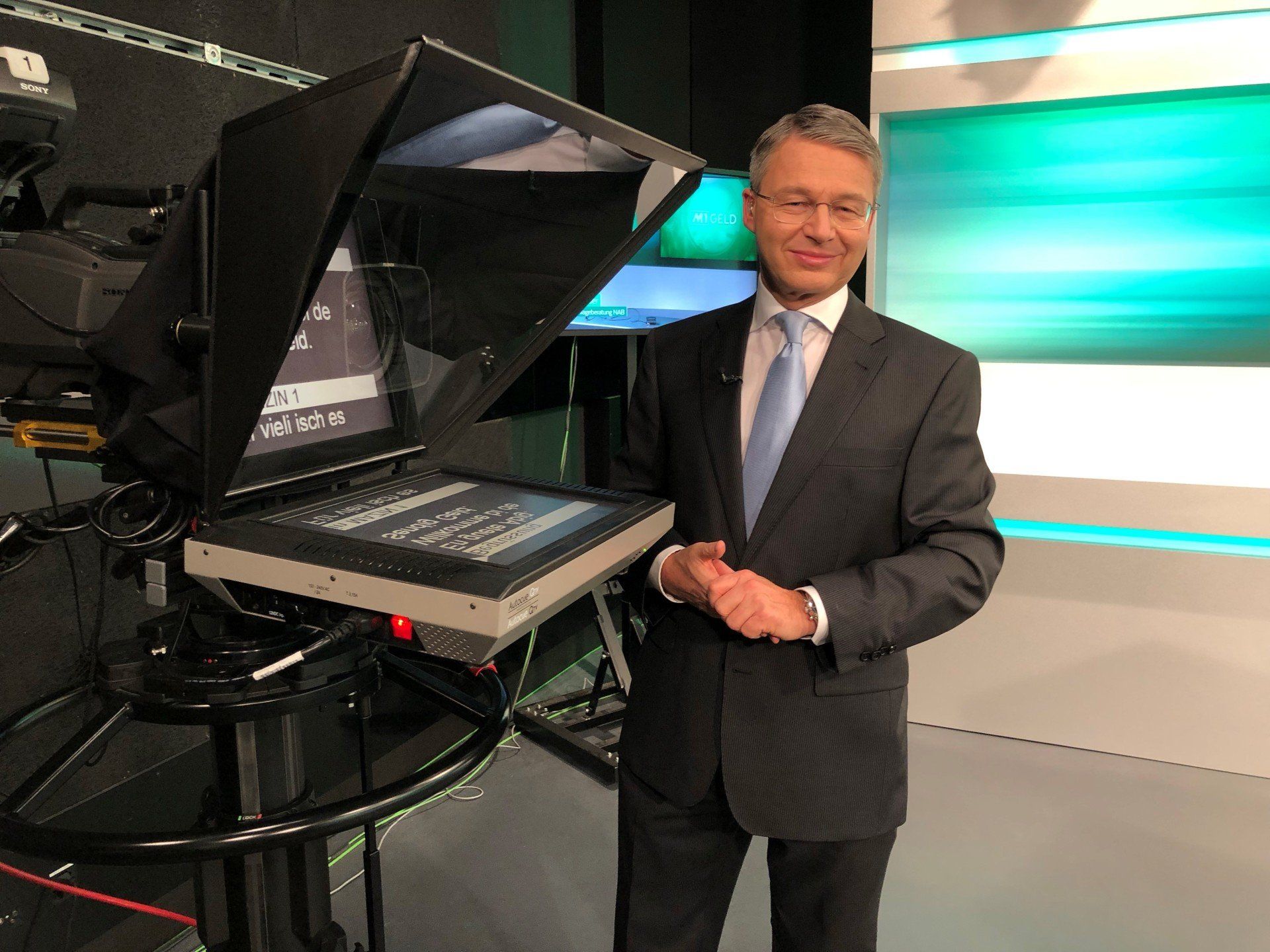 martin spieler on tv set