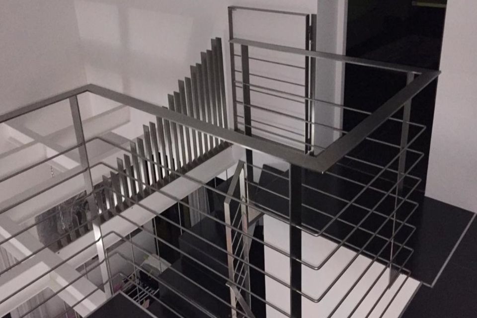 Ringhiera per scala