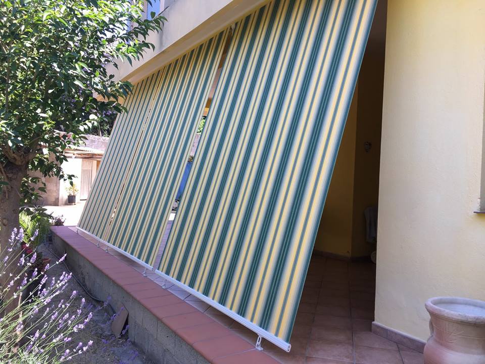 tenda da sole su misura per terrazzino