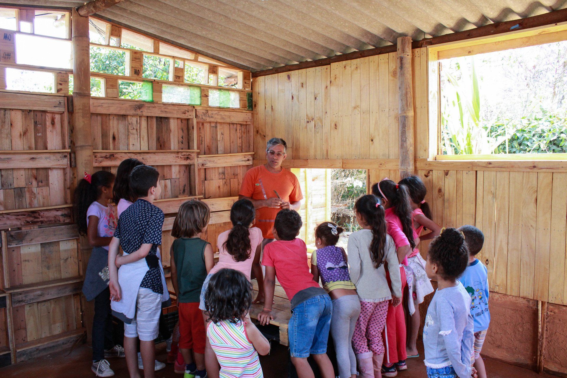 Oficina-com-crianças-instituto-alumia