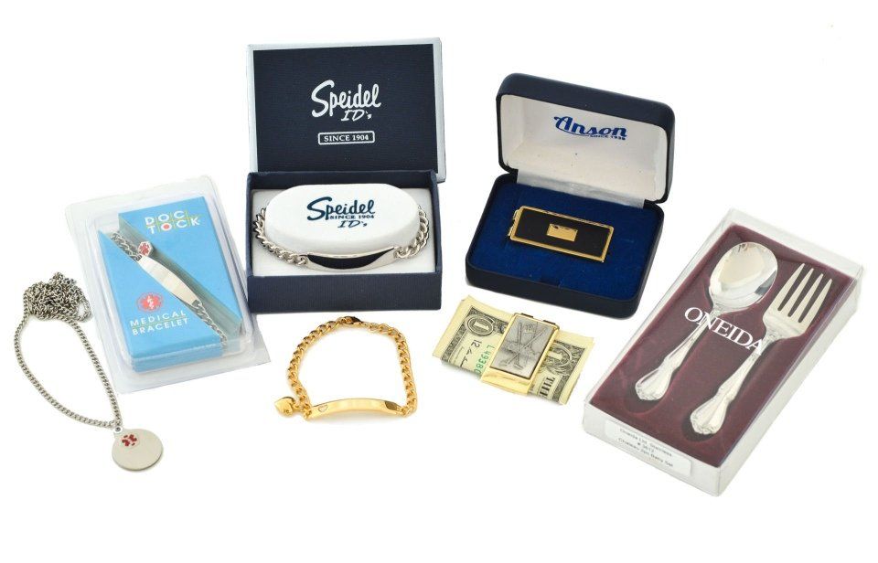engraved jewelry and engraved keepsakes