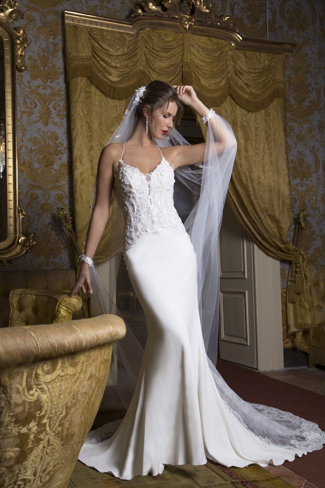 abito da sposa prezioso