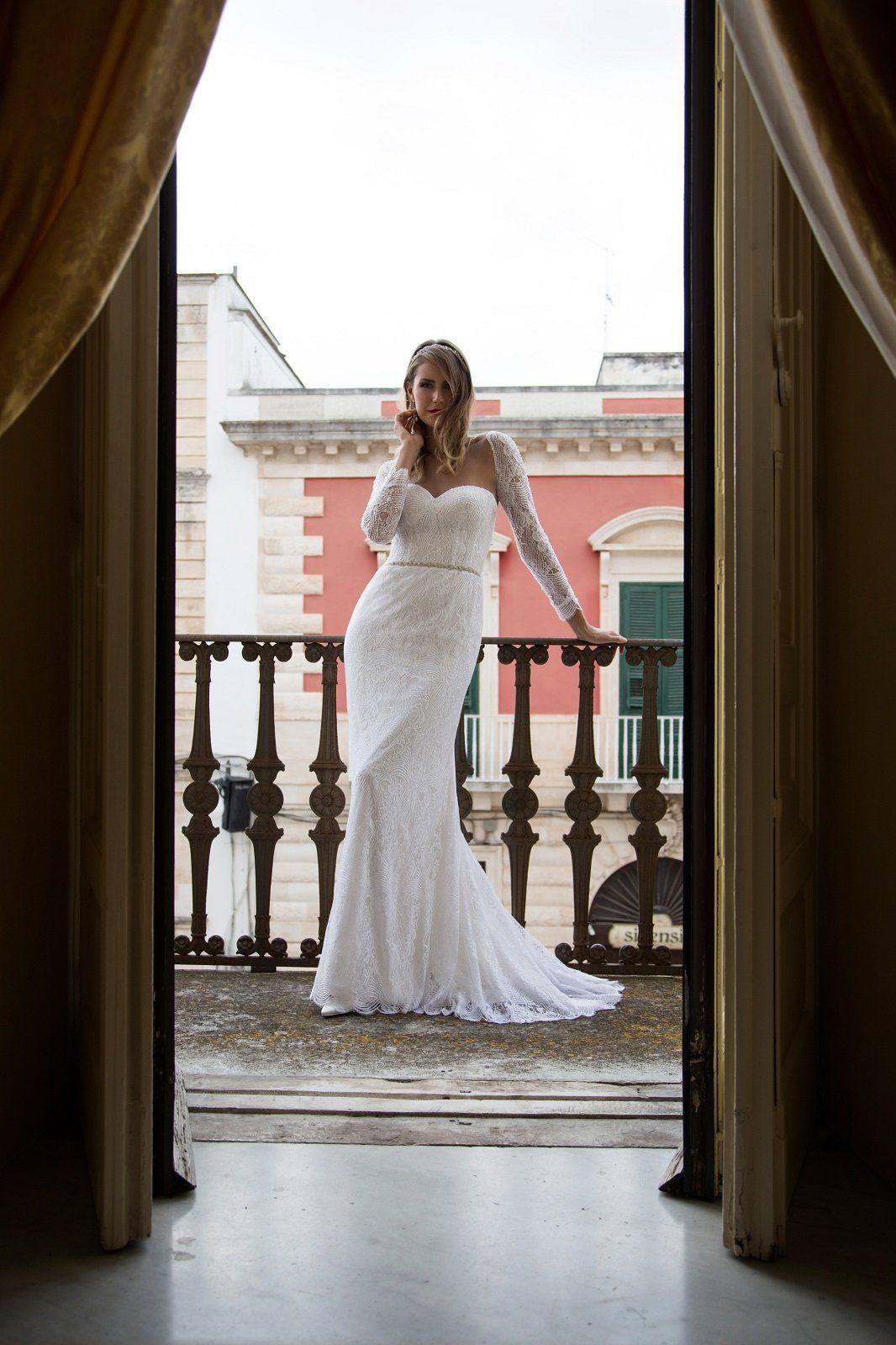 abito da sposa prezioso