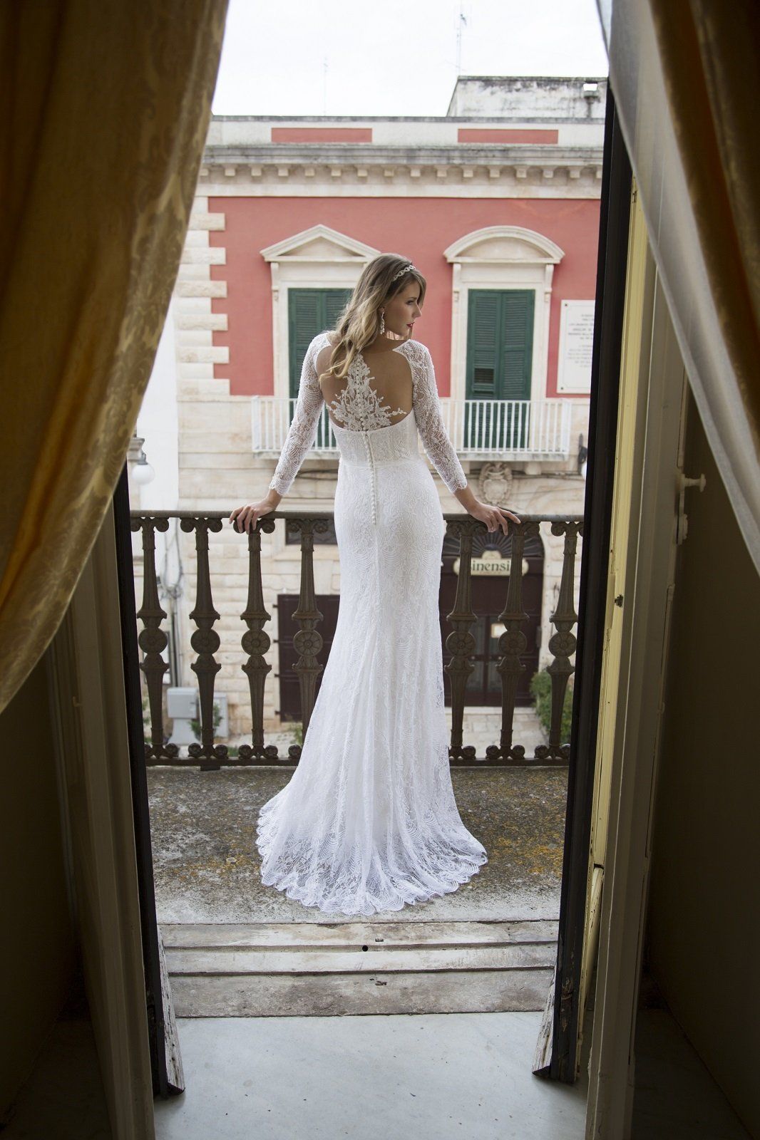 abito da sposa prezioso