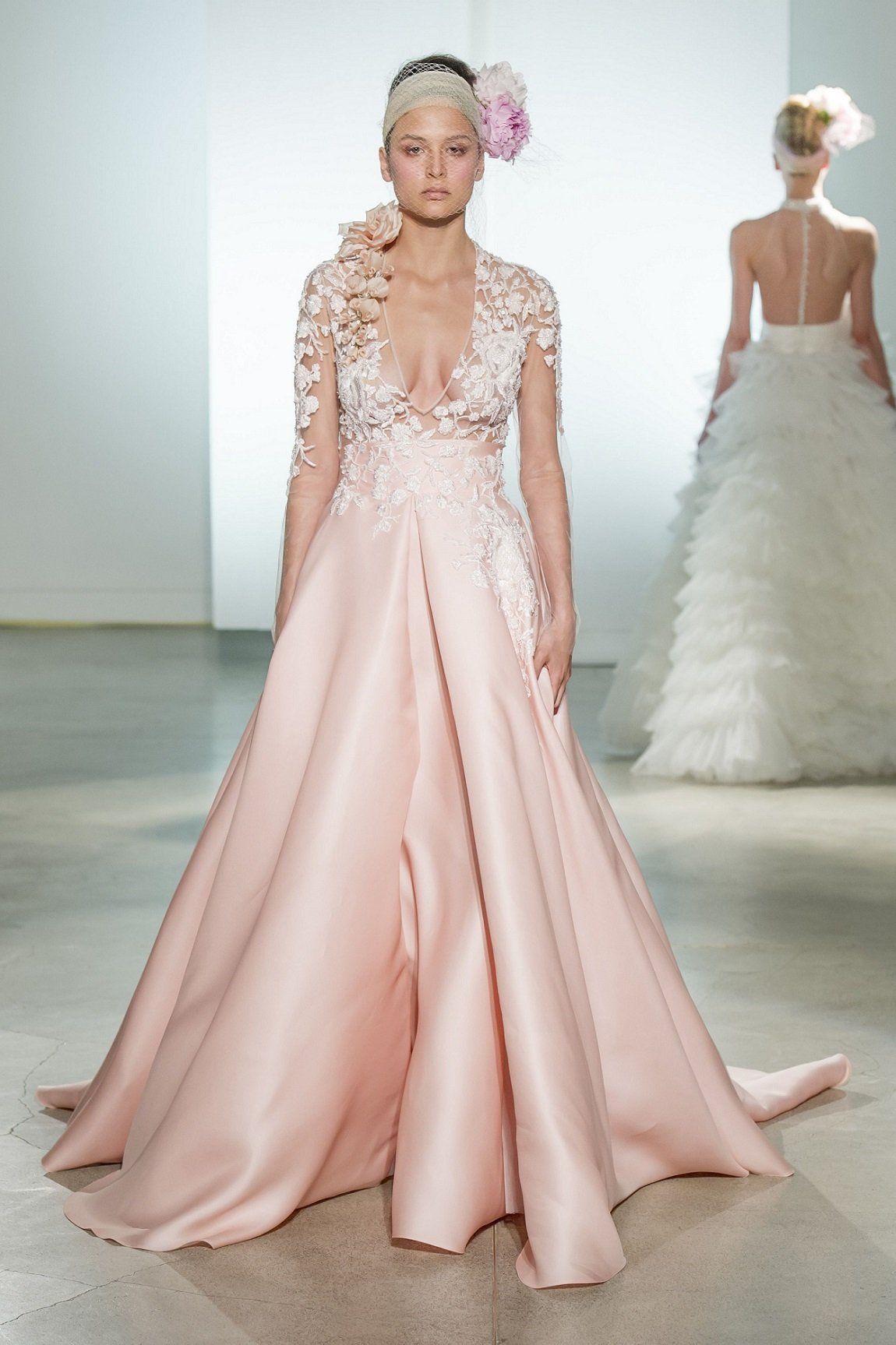 abito da sposa rosa