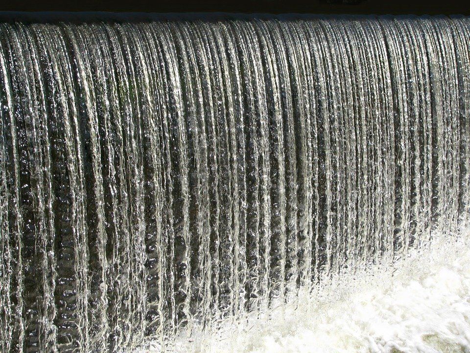 EAVES TROUGH CLEANING