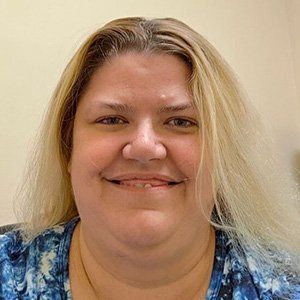 Tracie Fernandez — Orange Park, FL — Tax Service Center Tracie Fernandez — Orange Park, FL — Tax Service Center