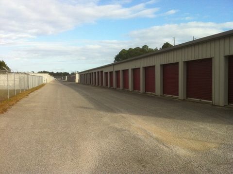 Extra Space — Storage Rooms in Panama City, FL Extra Space — Storage Rooms in Panama City, FL