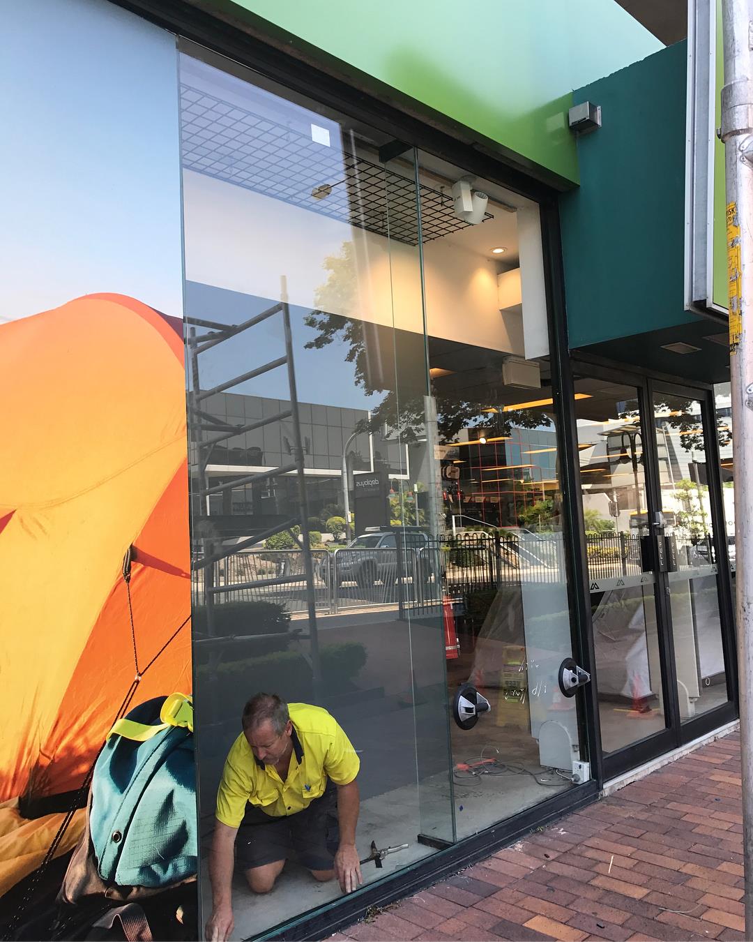 A cracked glass door, with Aussie Emergency Glass providing expert repair and replacement services