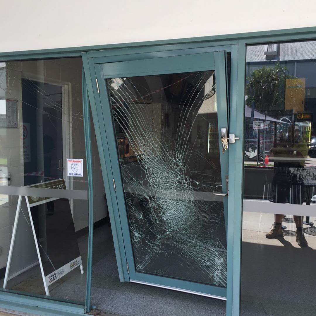 A damaged glass door, the perfect candidate for glass replacement and repair