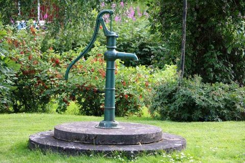 Hand-Operated Water Pump — Brooksville, FL — Golden X Plumbing Supply Inc. Hand-Operated Water Pump — Brooksville, FL — Golden X Plumbing Supply Inc.