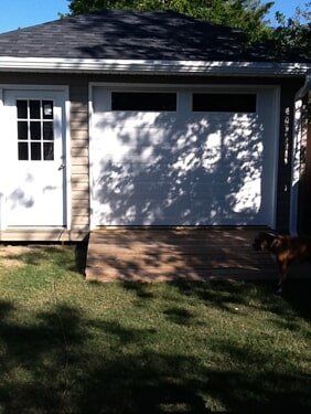 White Garage - Need a new garage door?, FL