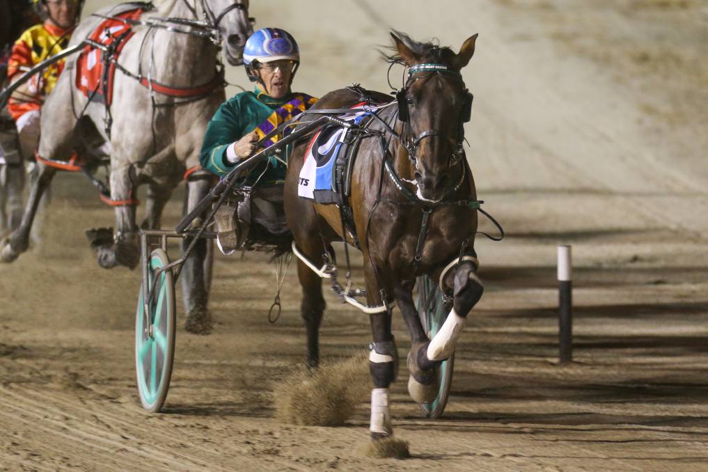 Messini, driven by Gavin Lang crosses the line in first place