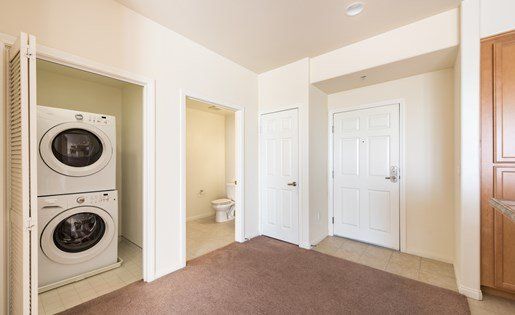 glen oaks bedroom