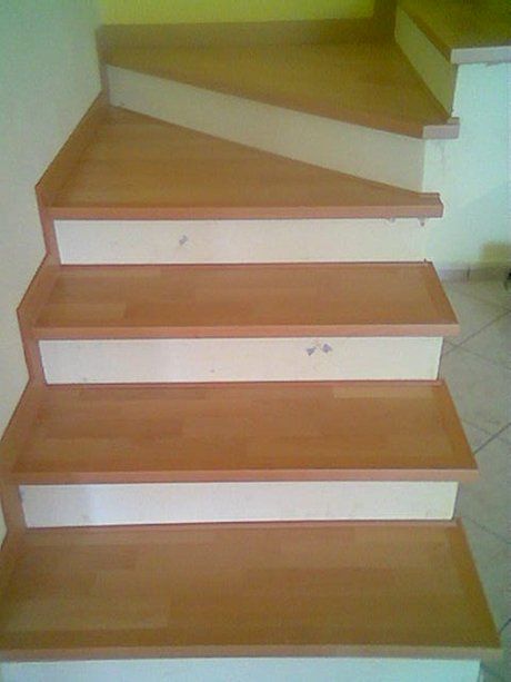 scala interna in legno