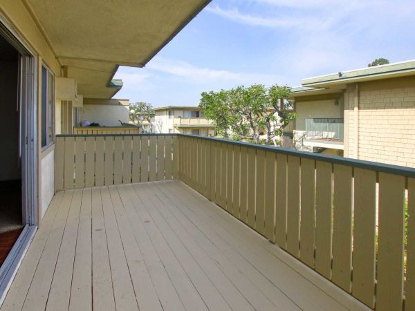 Balcony | Santa Clara Apartments