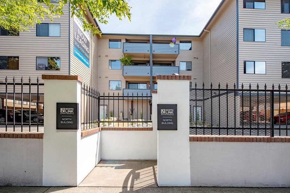 Entrance | NorthLink Apartments