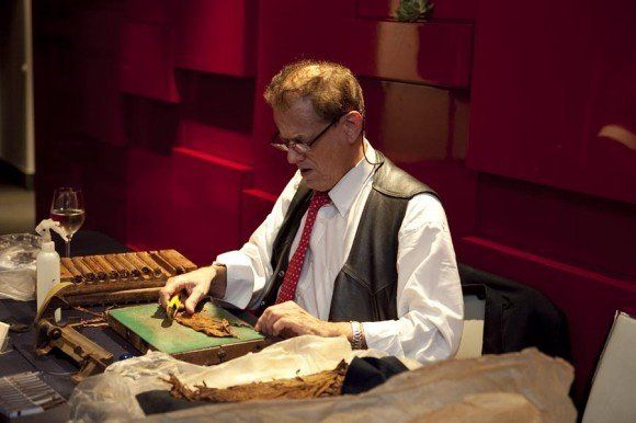 Rolling Cigars Frank Rolling Cigars