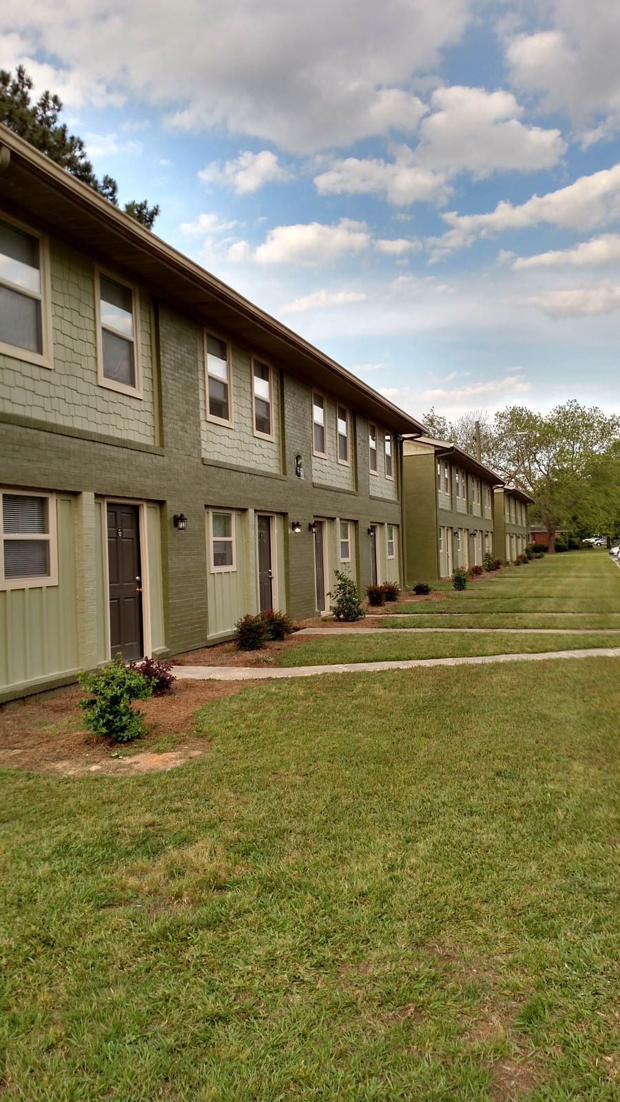Building Exterior | The Meadows of Centerville