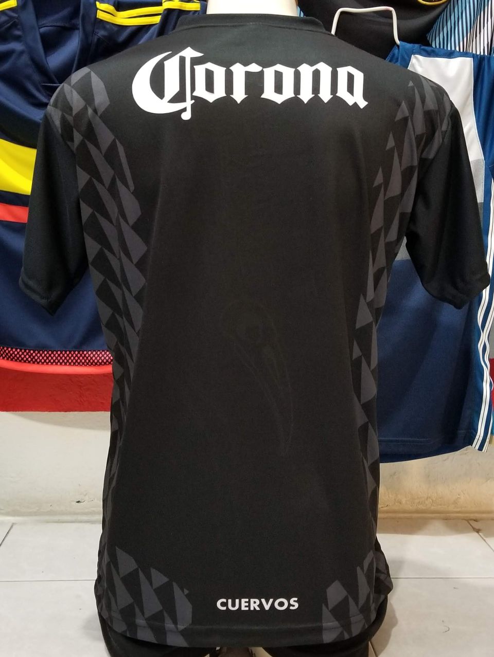Parte trasera Jersey Club de Cuervos FC 2019