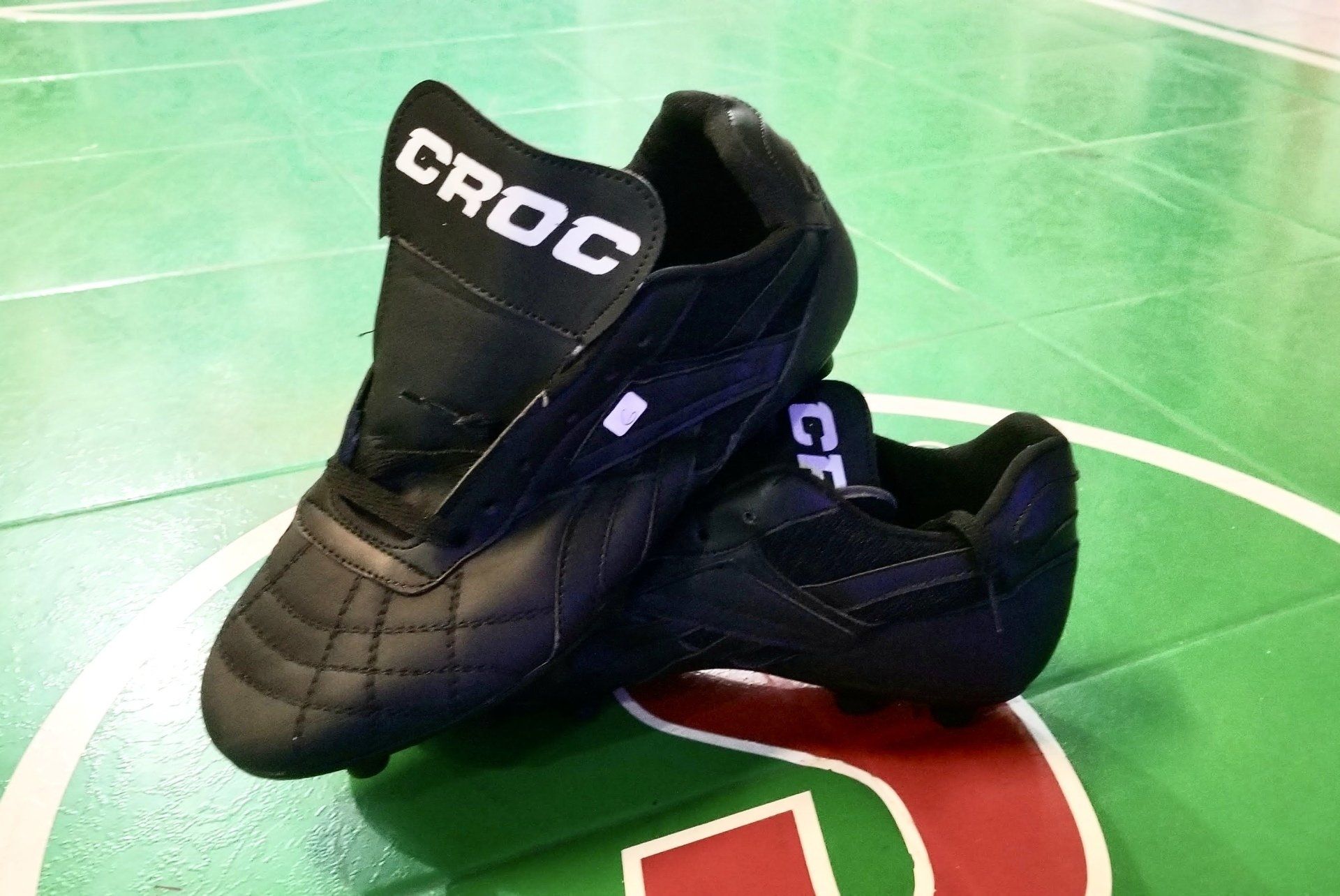 Zapato de Futbol CROC