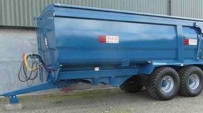 Curve 18 grain trailer