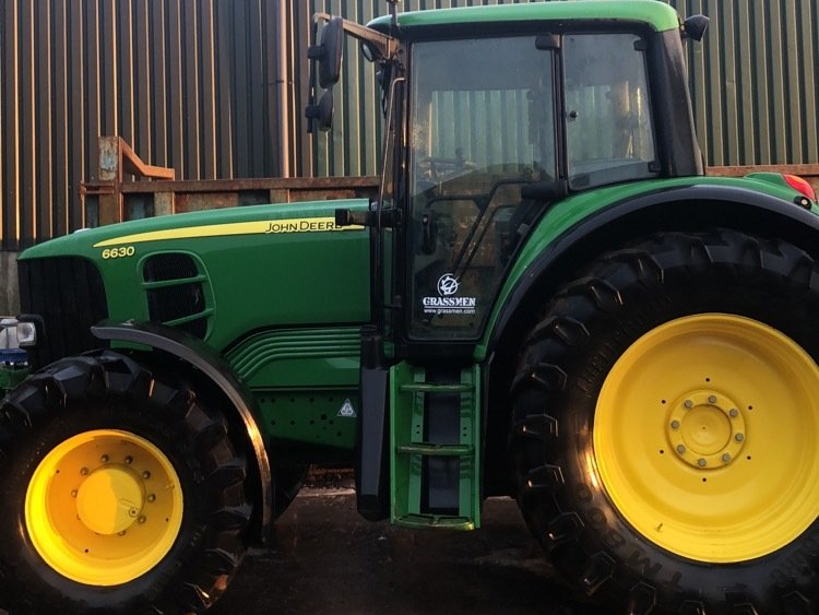 Green tractor
