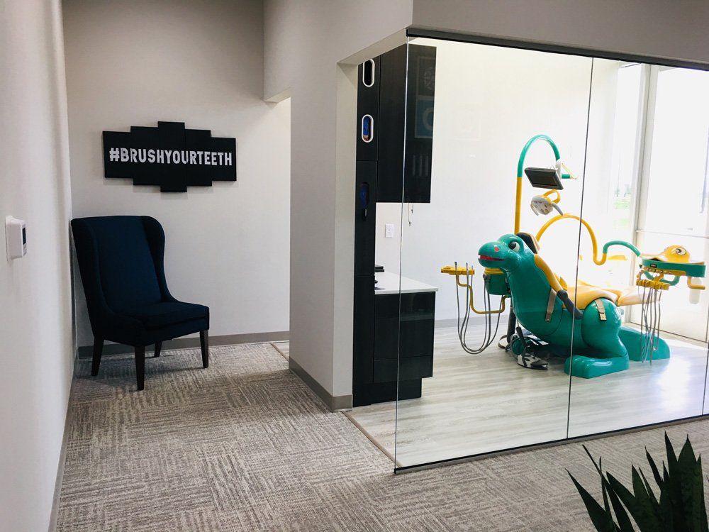 Northlake-Dentist-Dino-Chair