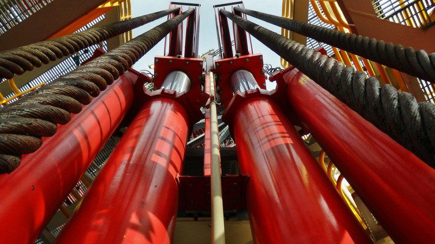 Emergency hydraulic hose replacement