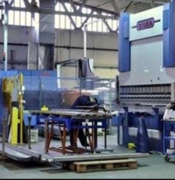 macchinari per lavorazione dei metalli