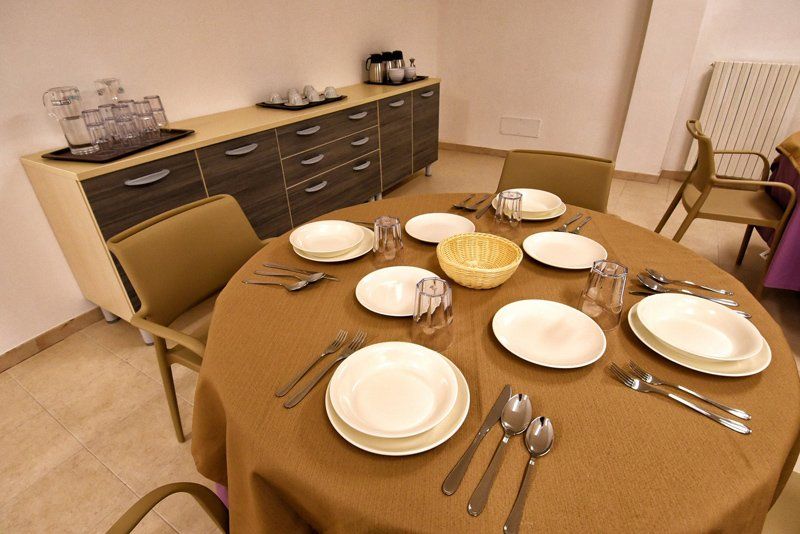 sala pranzo di casa di riposo