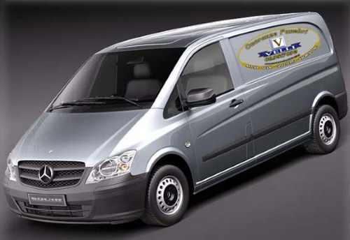 Furgone funebre grigio di trasporto