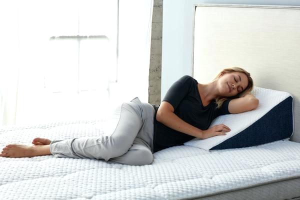 Wedge cushion recommended for Acid Reflux, Snoring and GERD