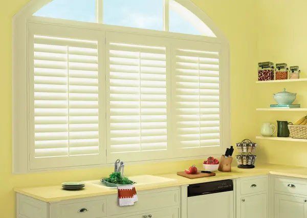 Yellow Shutters — Chicago, IL — Blinds Gallery