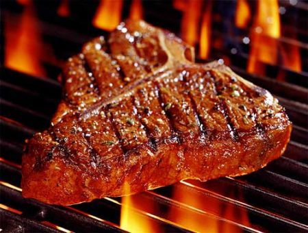 bistecca sul fuoco