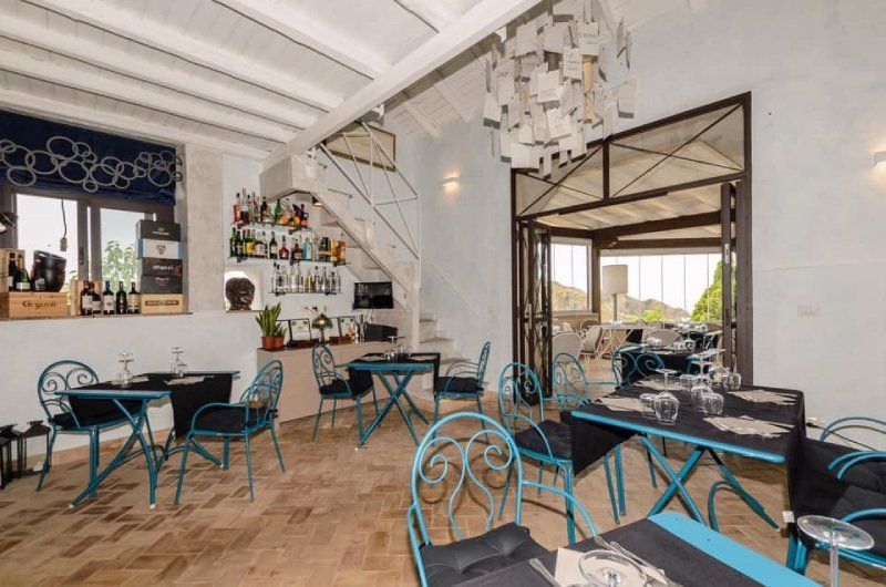 sala interna finemente arredata del ristorante
