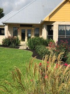 landscape and lawn maintenance